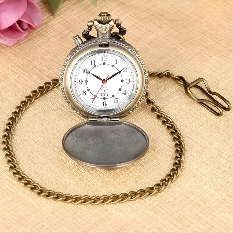 produit montre gousset train Image